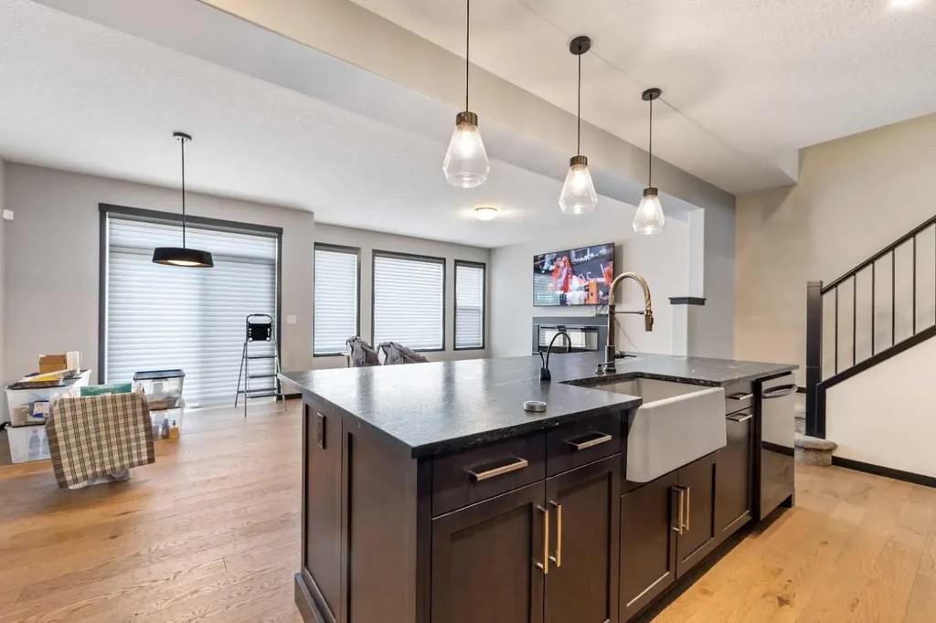 54 Sage Bluff Rise NW Calgary AB T3R 1T4