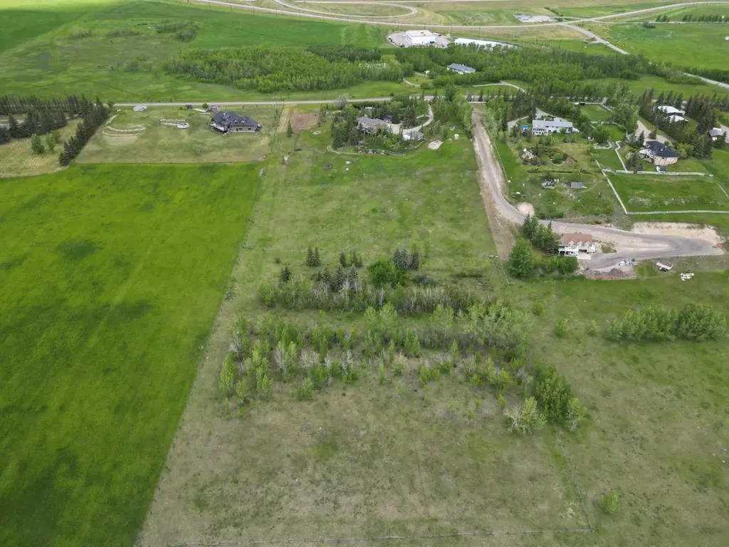 186 Avenue W Rural Foothills Avenue W De Winton AB T0L0X0