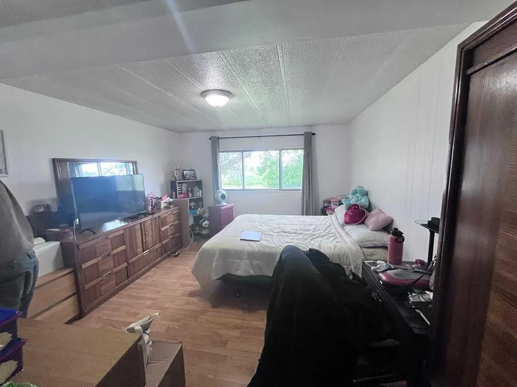 608 9 Avenue W Hanna AB T0J1P0