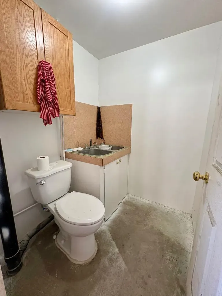 45 3 Avenue Tilley AB T1R3K0