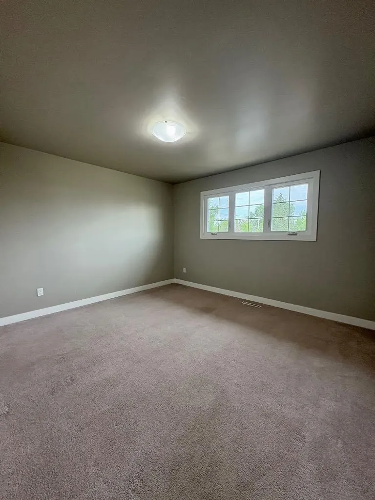 45 3 Avenue Tilley AB T1R3K0