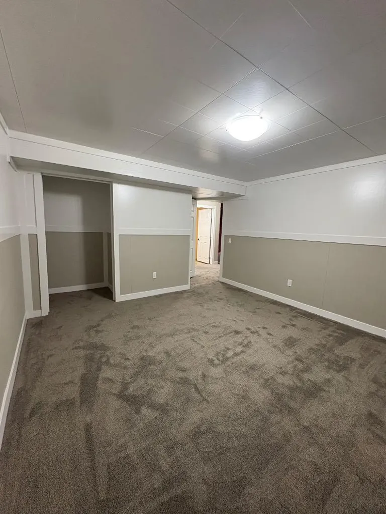 45 3 Avenue Tilley AB T1R3K0