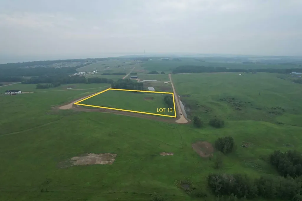 On Township Road 422 Lot 13 Rural Ponoka County AB T0C 2J0