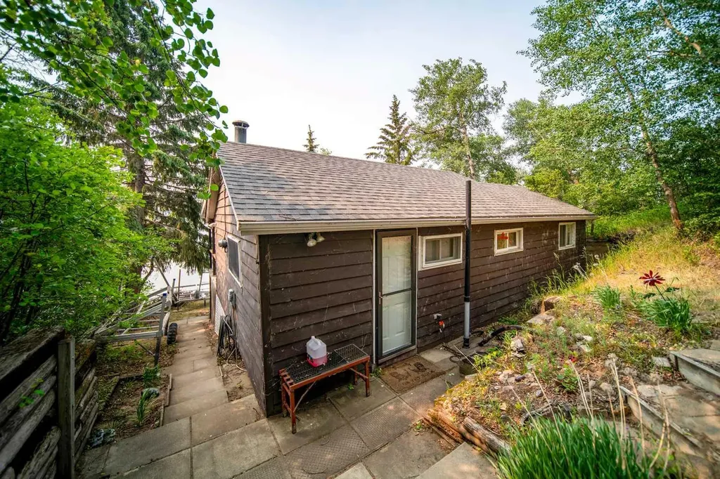 441005 Rge Road 51 Rural Wainwright No. 61 M.d. Of AB T9W 1T1