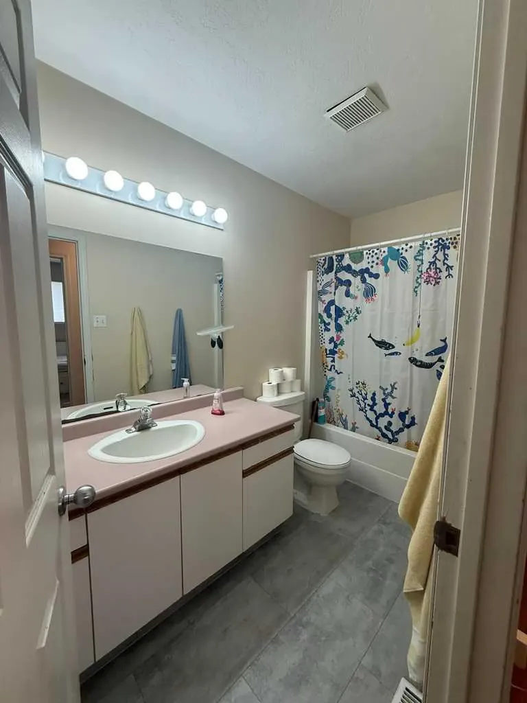 4500 Redwood Place High Prairie AB T0G 1E0