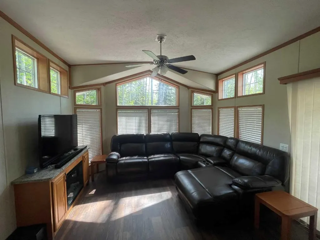 10 Tugate Drive Rural Mackenzie County AB T0H 1Z0