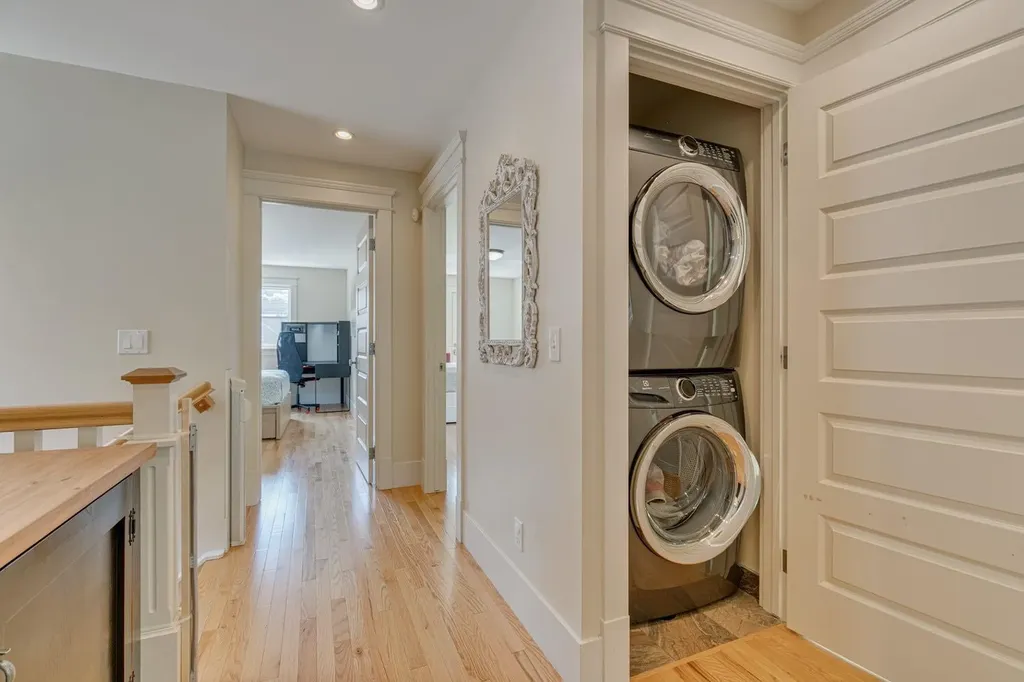 609 23 Avenue SW Calgary AB T2S0J6