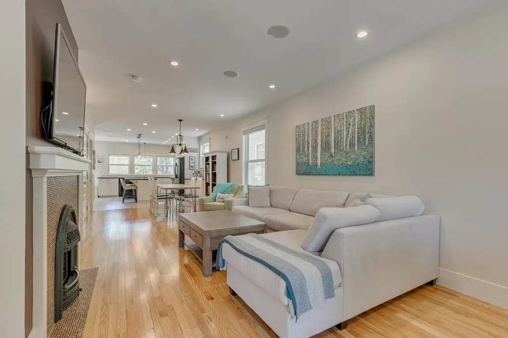 609 23 Avenue SW Calgary AB T2S0J6