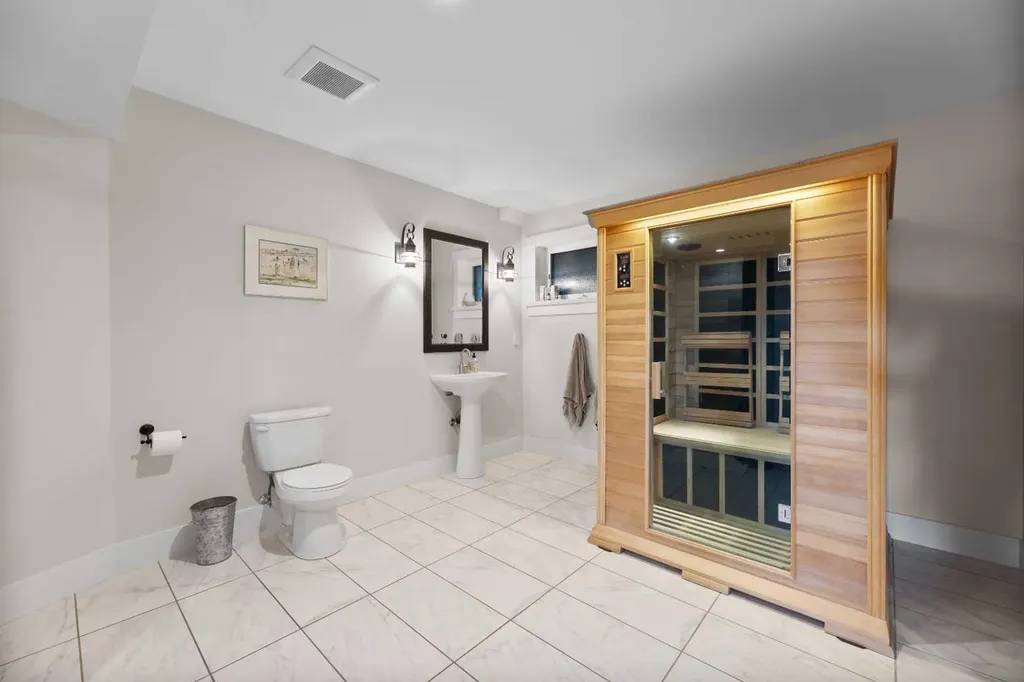 32325 Range Road 24 Rural Mountain View County AB T4H4B8