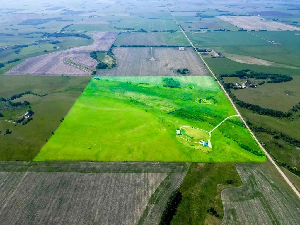 32325 Range Road 24 Rural Mountain View County AB T4H4B8
