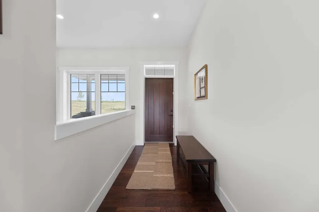 32325 Range Road 24 Rural Mountain View County AB T4H4B8