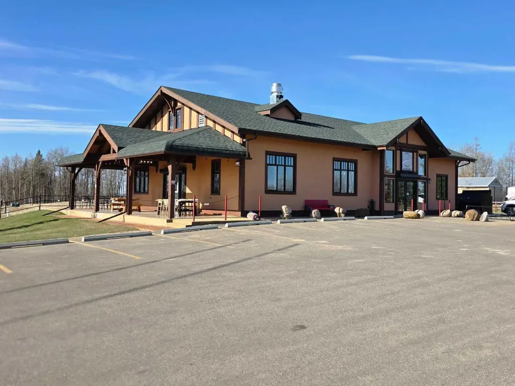 681 Springside Crescent Rural Ponoka County AB T0C 2J0
