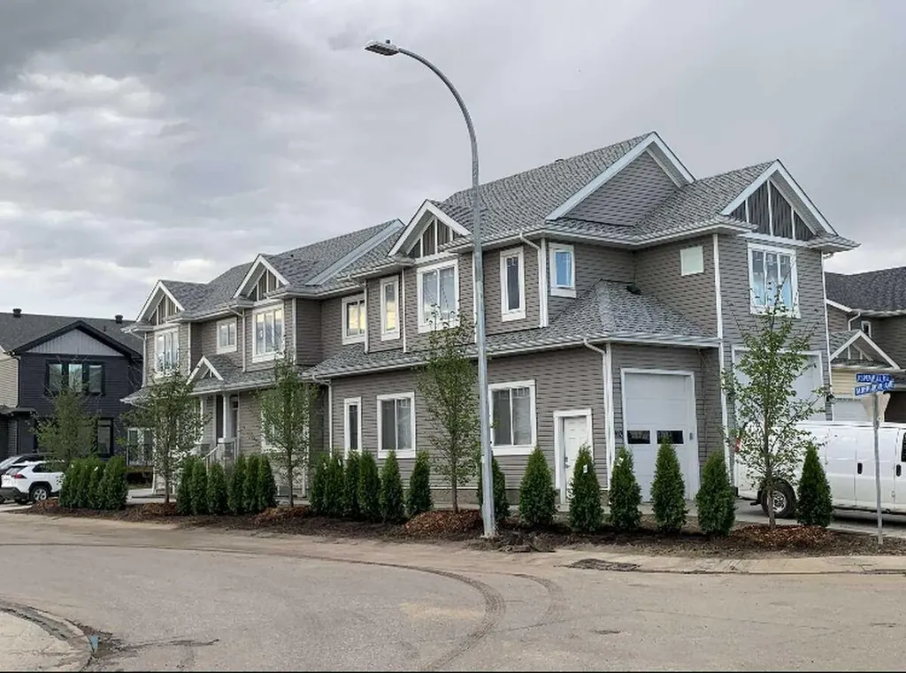 102 Aspenhill Drive Fort Mcmurray AB T9J 1E1