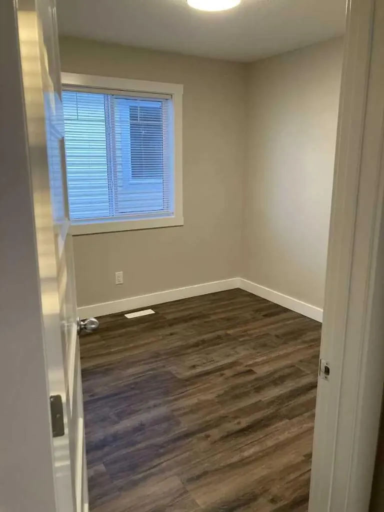 102 Aspenhill Drive Fort Mcmurray AB T9J 1E1
