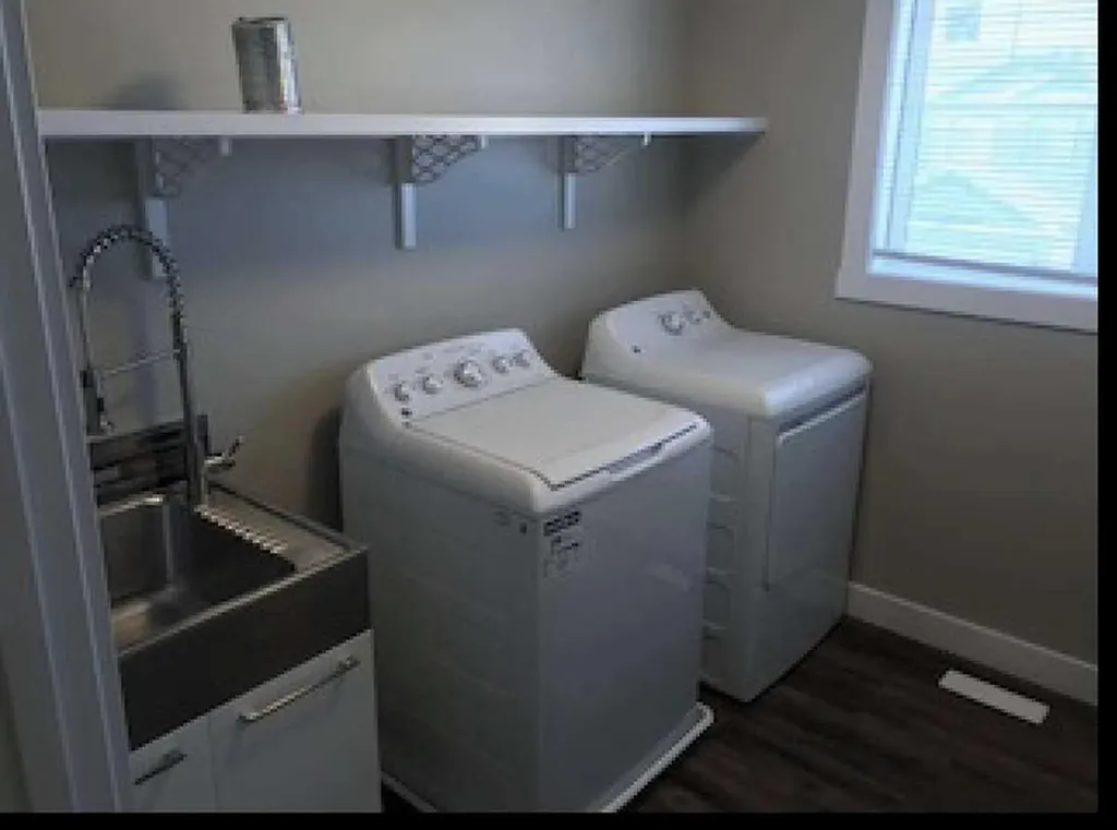 102 Aspenhill Drive Fort Mcmurray AB T9J 1E1