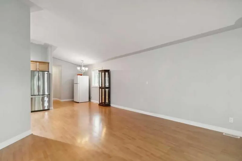 221 Ash Way Fort Mcmurray AB T9K0G2