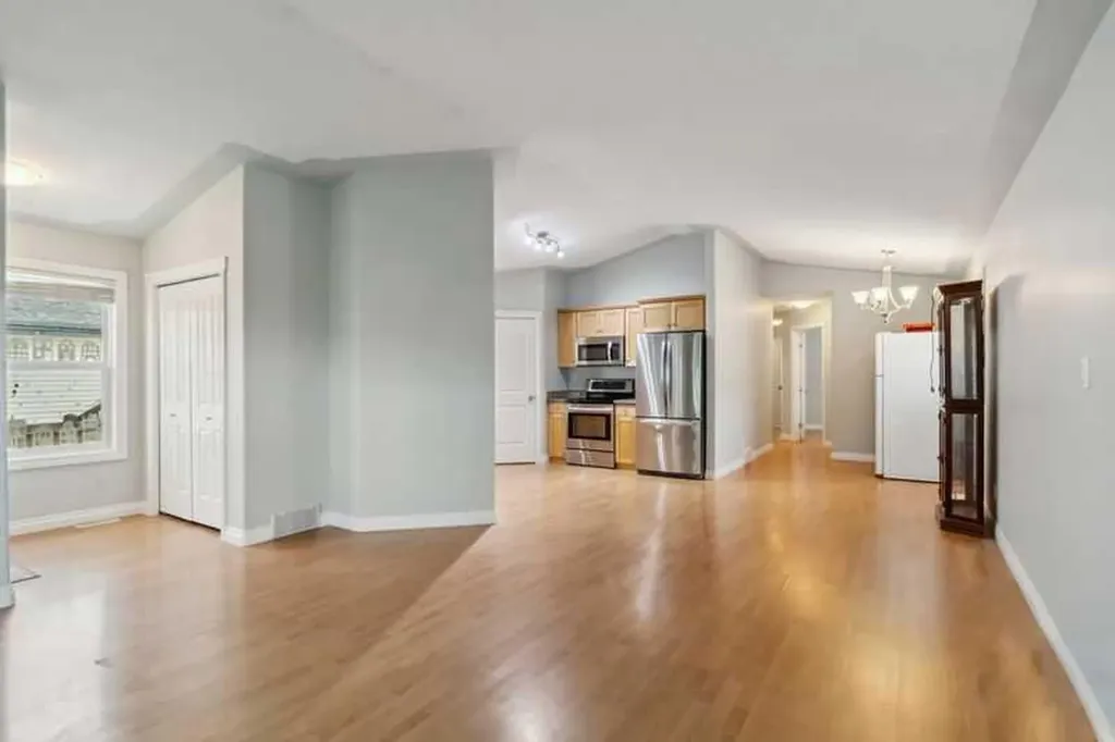221 Ash Way Fort Mcmurray AB T9K0G2