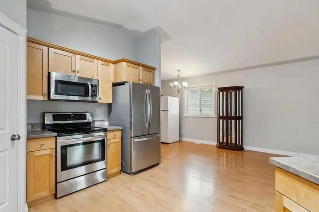 221 Ash Way Fort Mcmurray AB T9K0G2