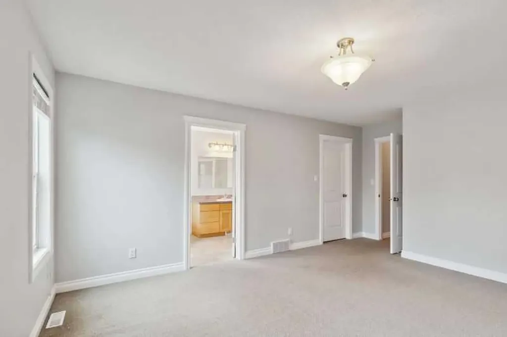 221 Ash Way Fort Mcmurray AB T9K0G2