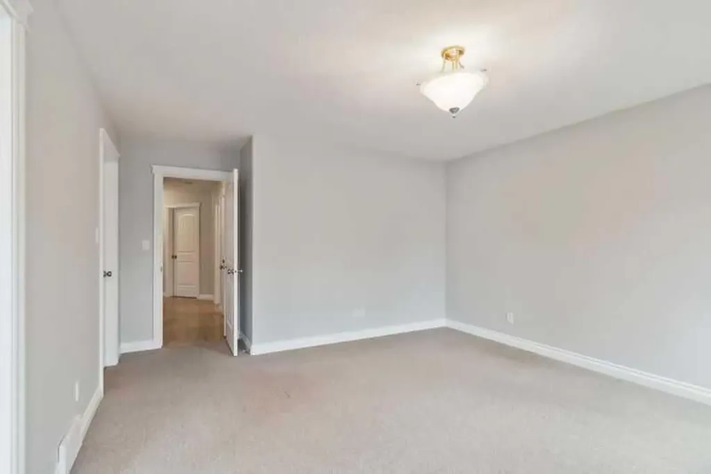 221 Ash Way Fort Mcmurray AB T9K0G2