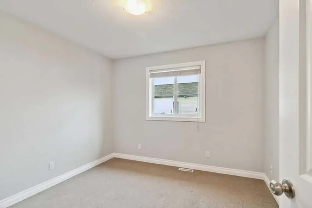 221 Ash Way Fort Mcmurray AB T9K0G2