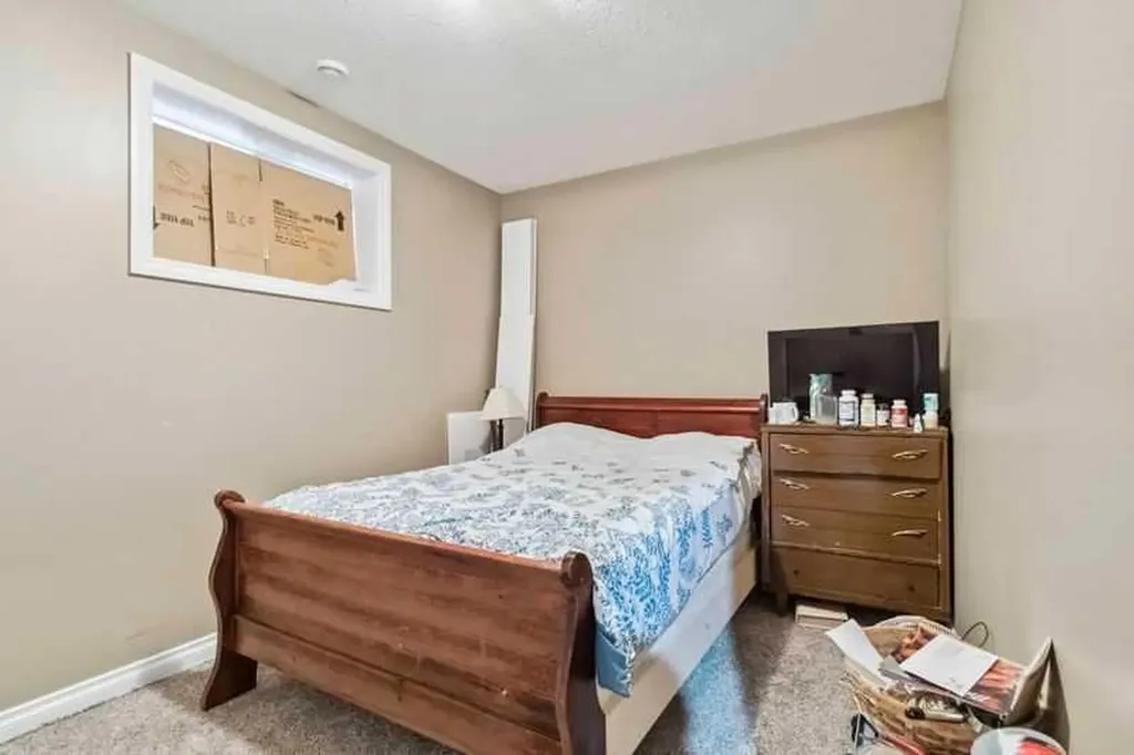221 Ash Way Fort Mcmurray AB T9K0G2