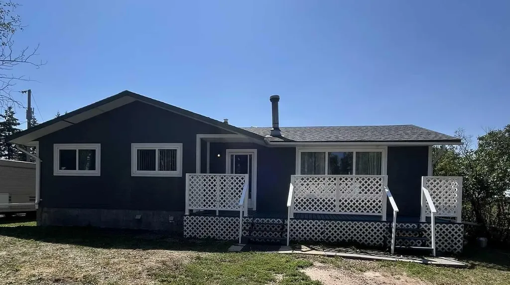 85057 90 Range Rural Two Hills No. 21 County Of AB T0B3K0