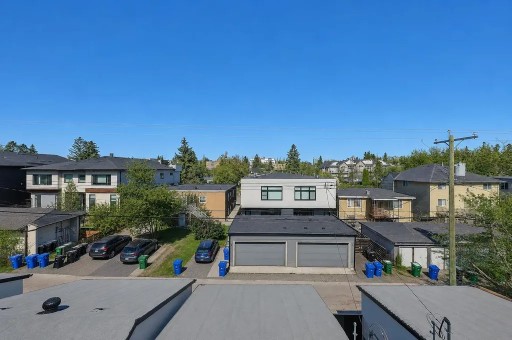 1524 29 Avenue SW Calgary AB T2T 1M3