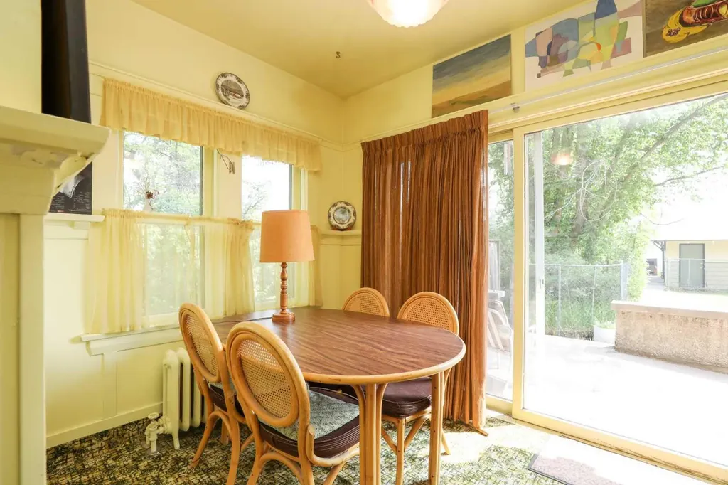 302 King Street Nobleford AB T0L 1S0