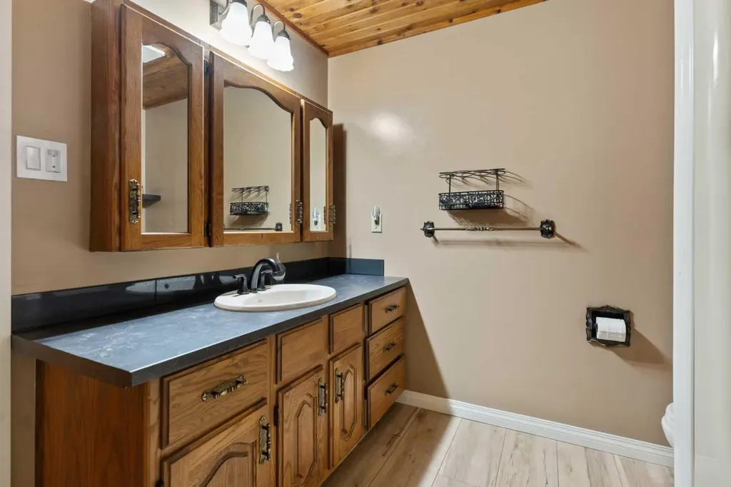 119 3rd Avenue W Alliance AB T0B 0A0