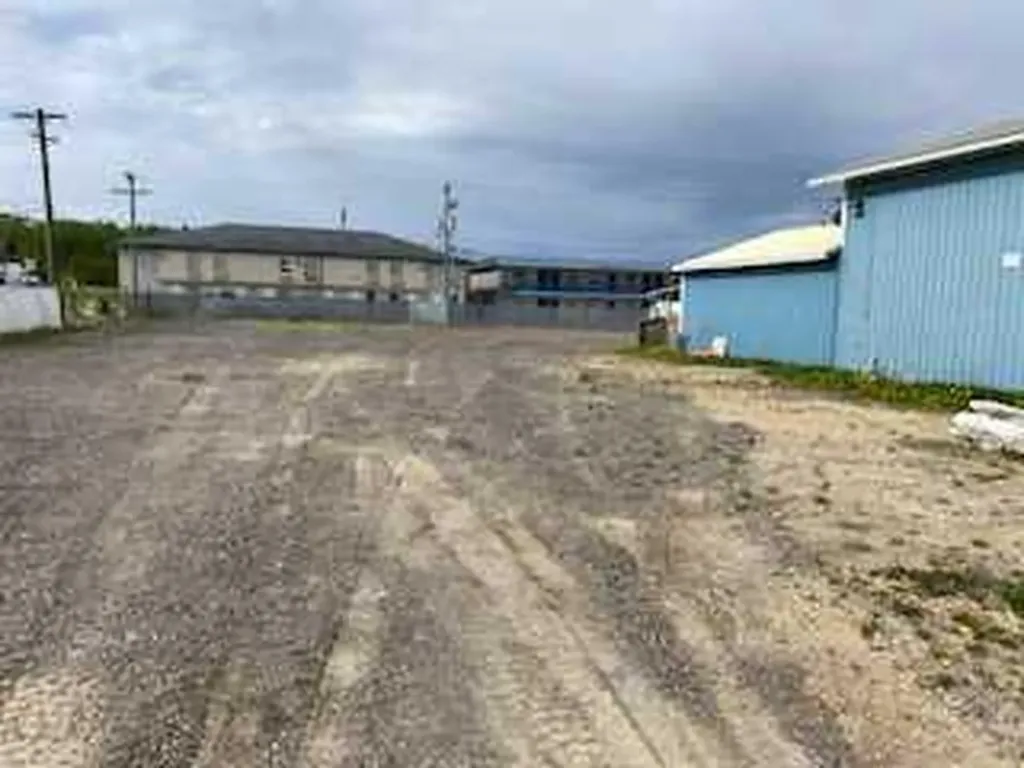 121 1 Avenue Fox Creek AB T0H 3Z0
