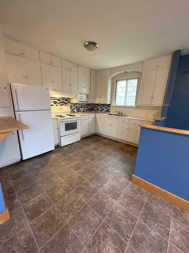4517 53 Street Vermilion AB T9X 1X9