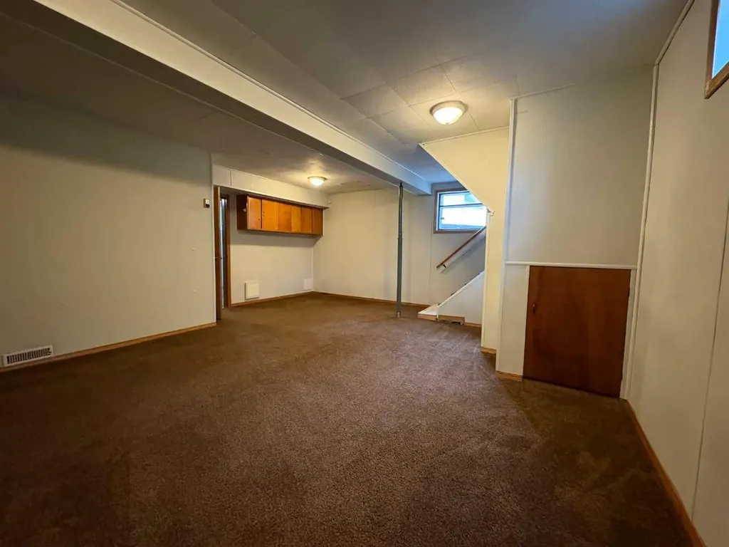 4517 53 Street Vermilion AB T9X 1X9