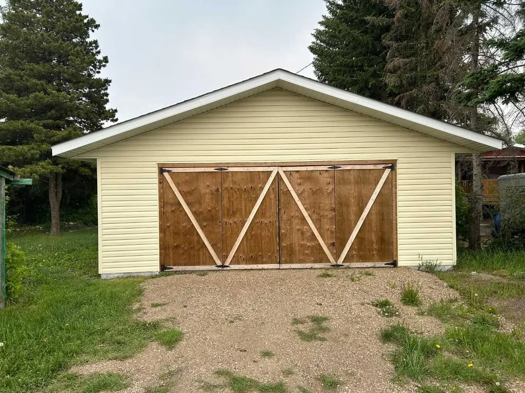 4517 53 Street Vermilion AB T9X 1X9