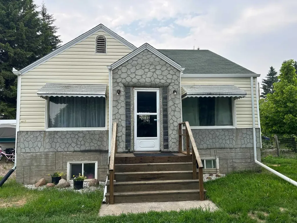 4517 53 Street Vermilion AB T9X 1X9