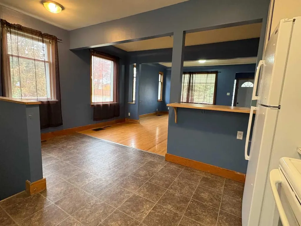 4517 53 Street Vermilion AB T9X 1X9