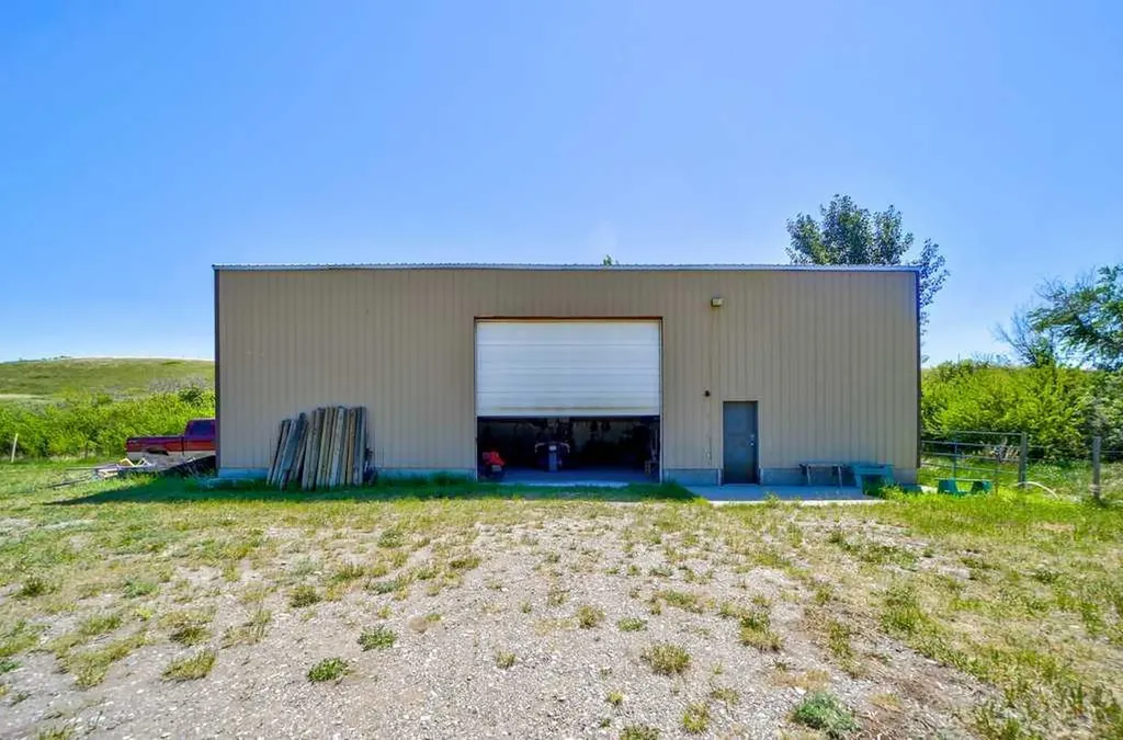 29320 Twp Road 7-0 Rural Pincher Creek No. 9 M.d. Of AB T0K 1W0