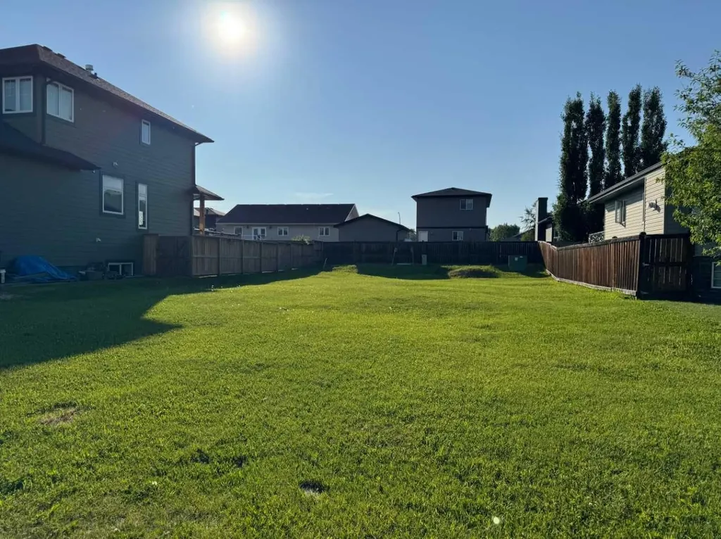 804 10 Street SE Slave Lake AB T0G 2A3