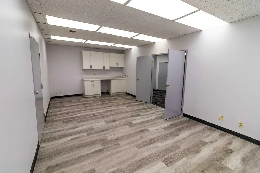 4712 13 Street NE Calgary AB T2E 6P1