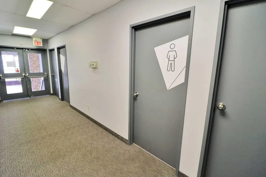 4712 13 Street NE Calgary AB T2E 6P1