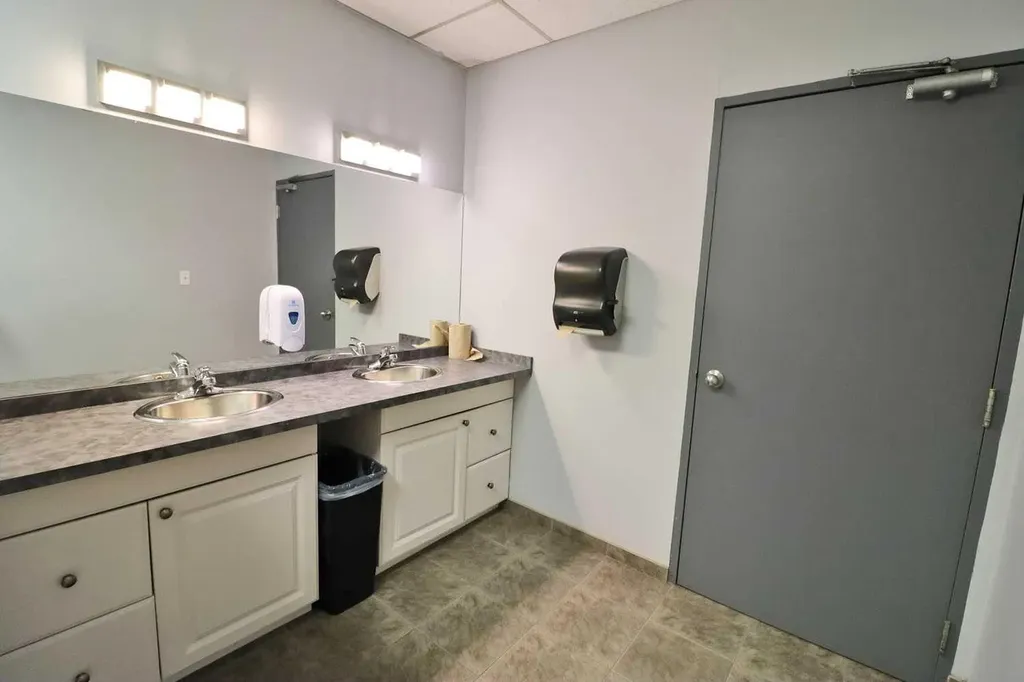 4712 13 Street NE Calgary AB T2E 6P1