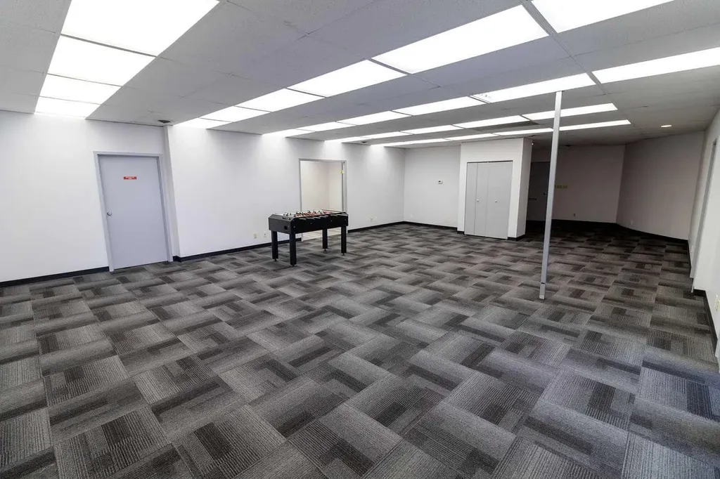 4712 13 Street NE Calgary AB T2E 6P1