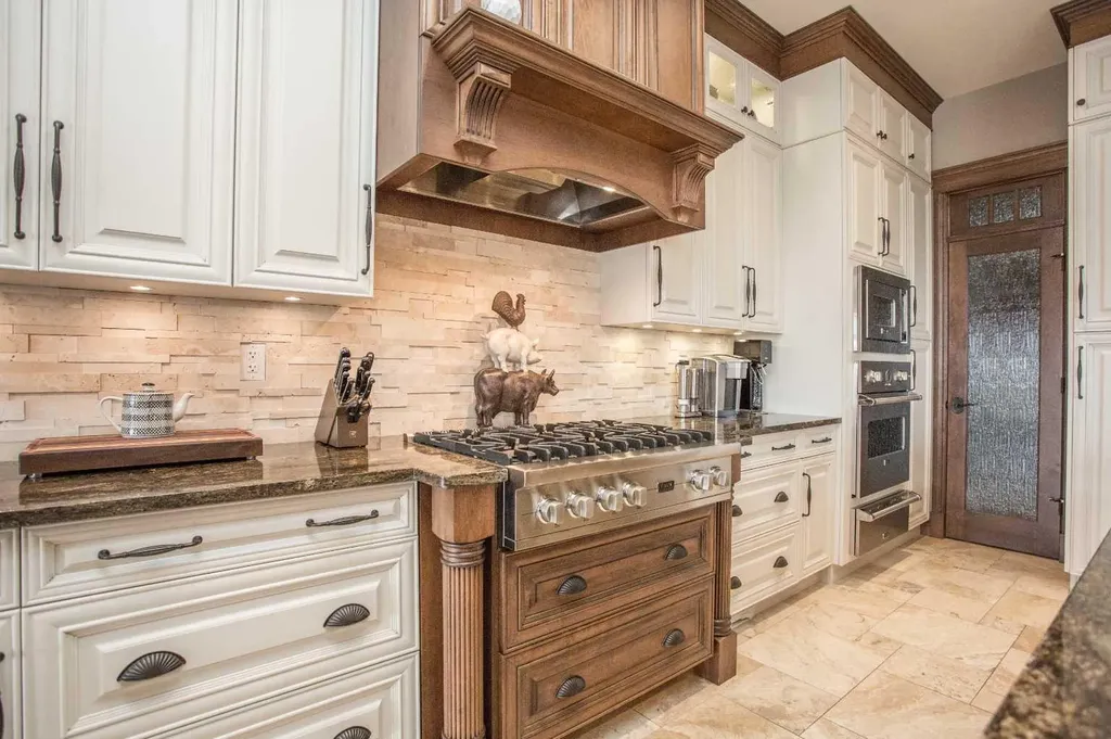 32 Sagewood Close Red Deer AB T4R 0M5