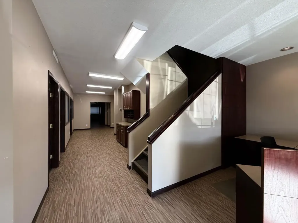 9824 97 Avenue Grande Prairie AB T8V 7K2