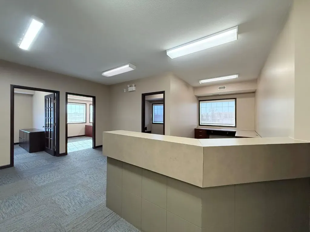 9824 97 Avenue Grande Prairie AB T8V 7K2