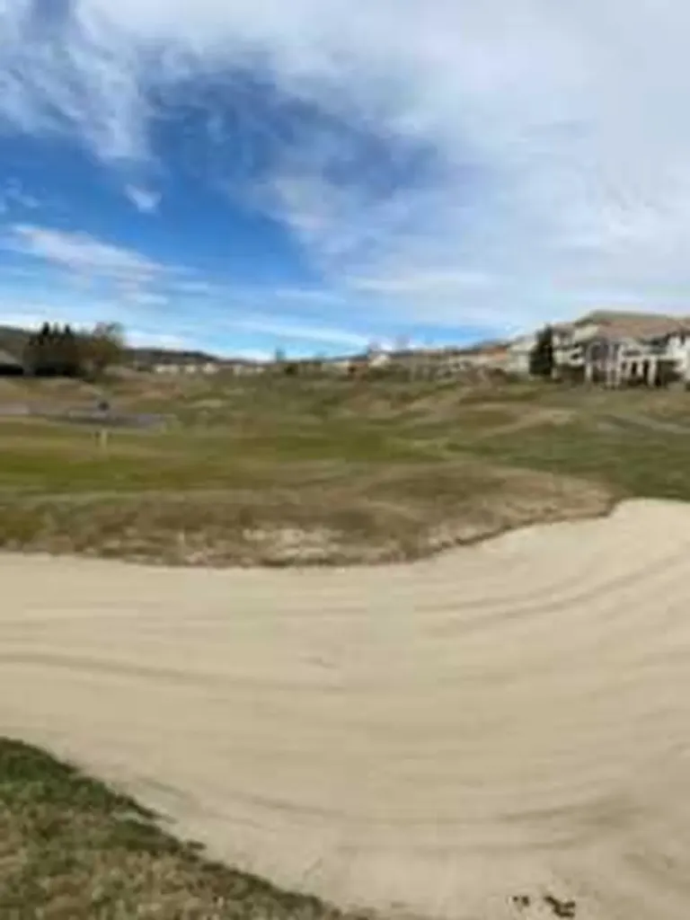 256 Canyon Boulevard W Lethbridge AB T1K 6V1