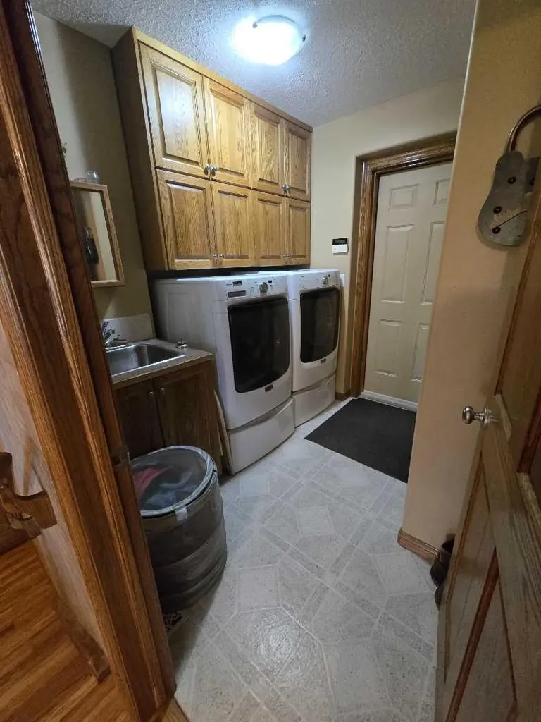 28244 Highway 590 Rural Red Deer County AB T4G 0E6