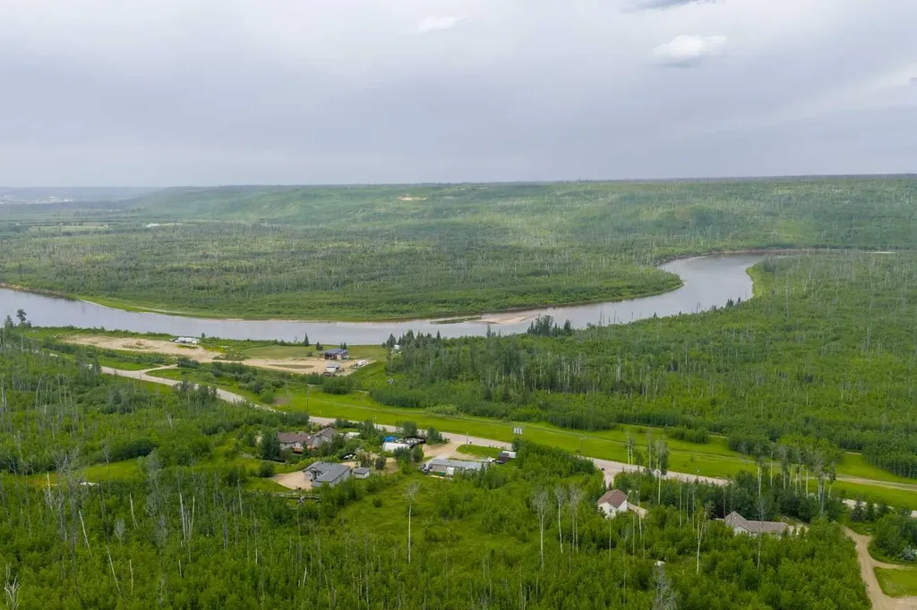 5329 Draper Road Fort Mcmurray AB T9H0K7