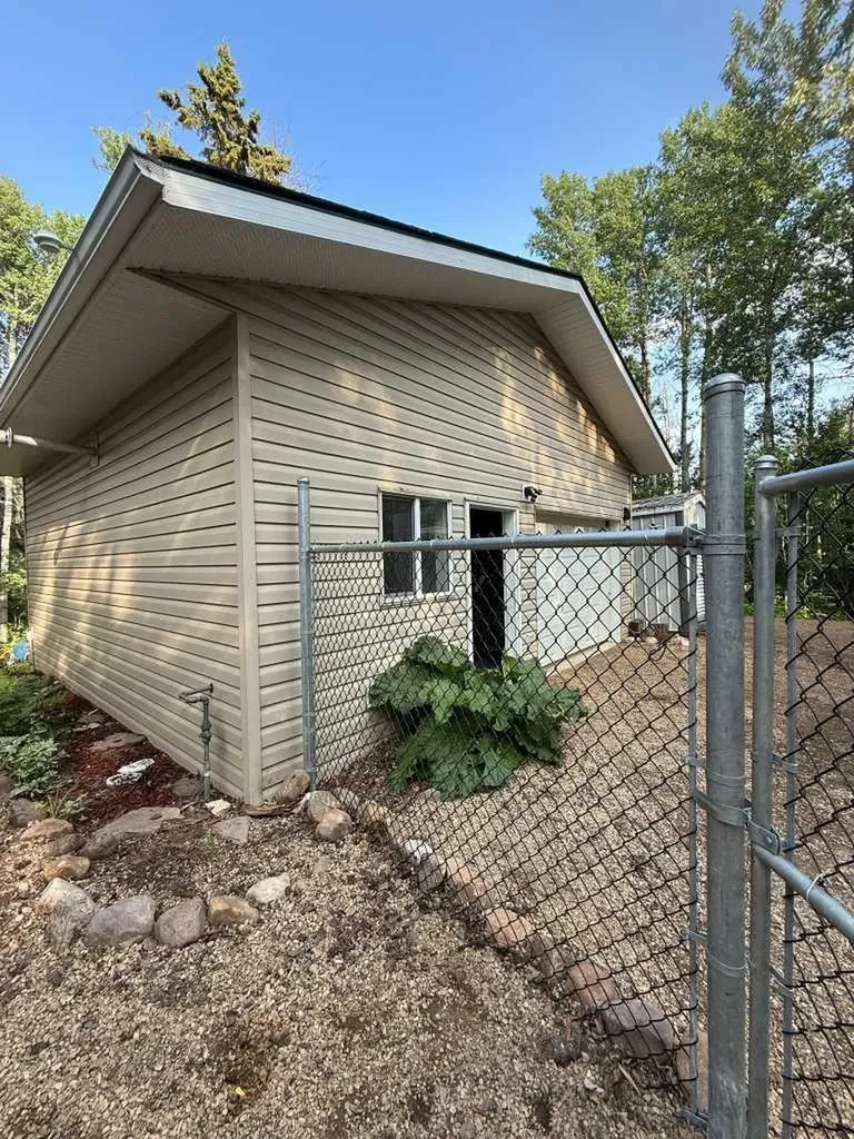 76319 Range Road 180a Range Rural Big Lakes County AB T0G 1E0