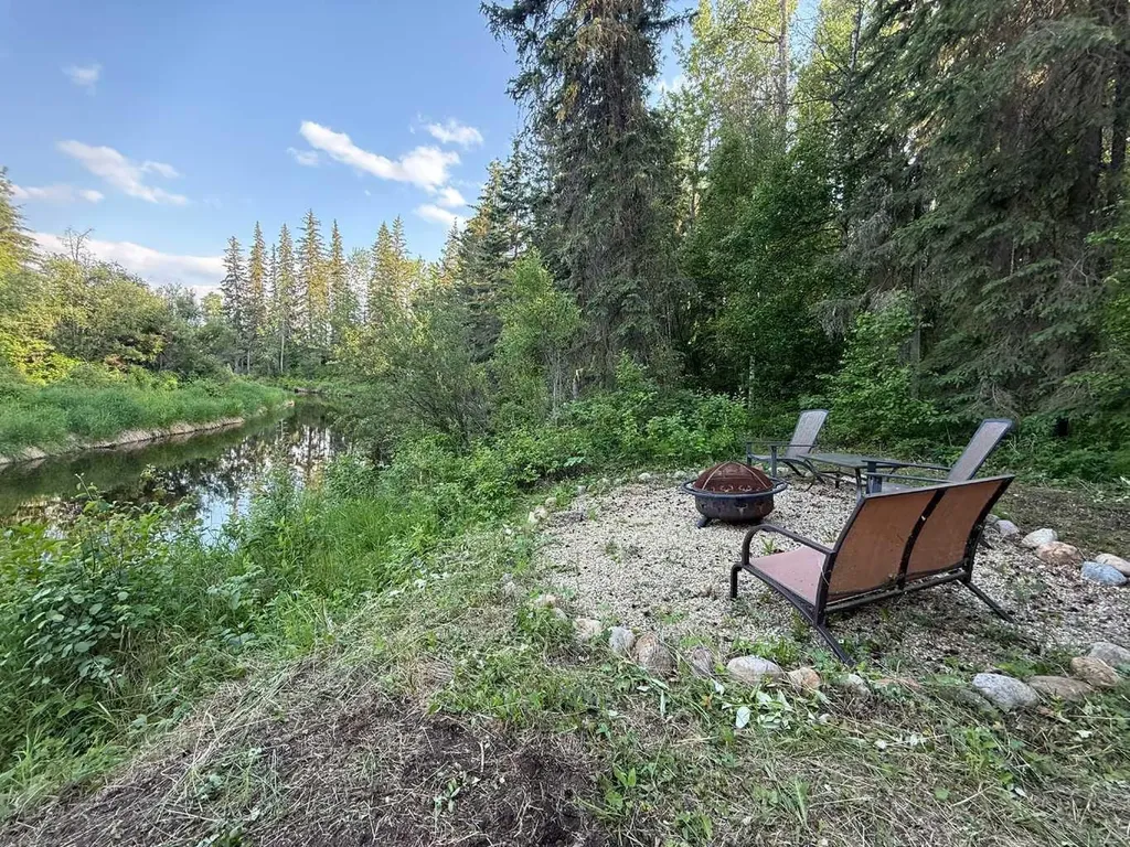 76319 Range Road 180a Range Rural Big Lakes County AB T0G 1E0